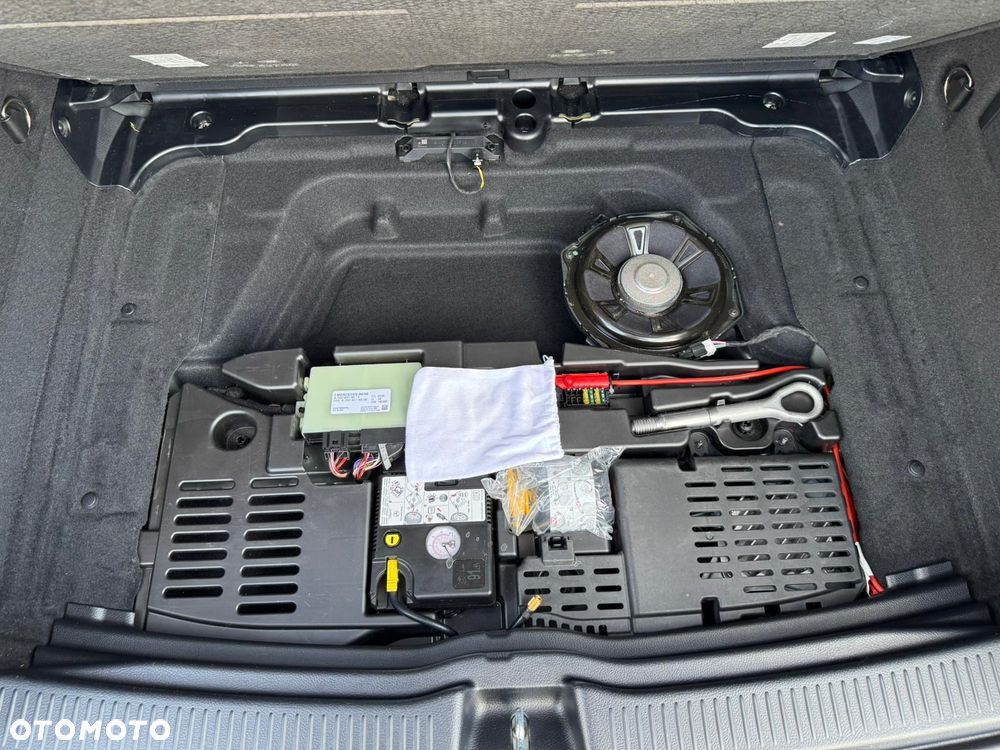 Mercedes-Benz Klasa B 220 d Progressive 8G-DCT - 29