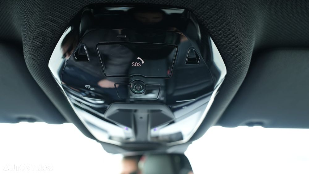 BMW Seria 5 520i AT MHEV - 27