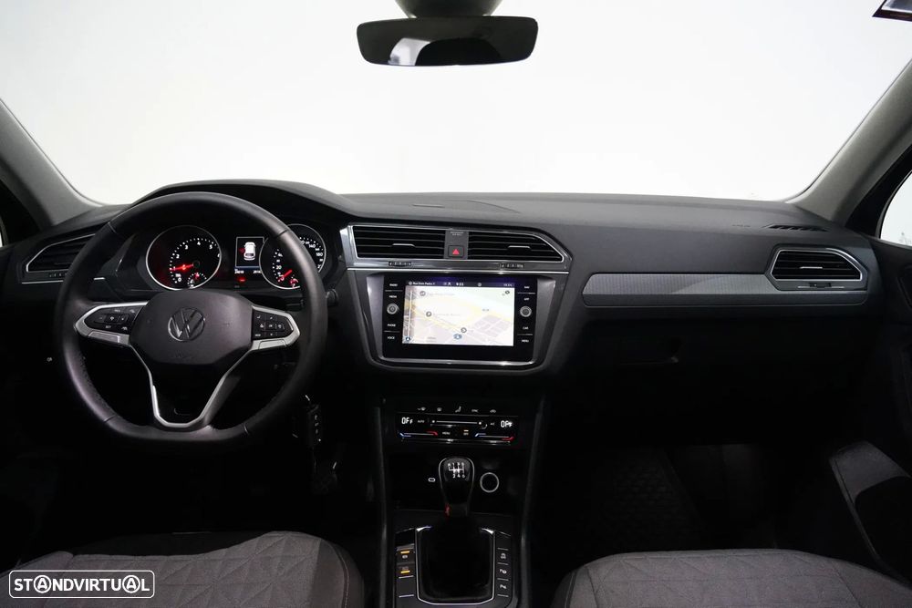 VW Tiguan 1.5 TSI Confortline - 5