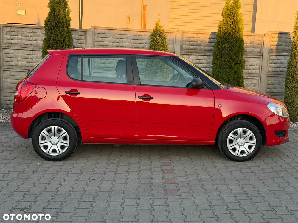 Skoda Fabia 1.2 HTP Active - 12