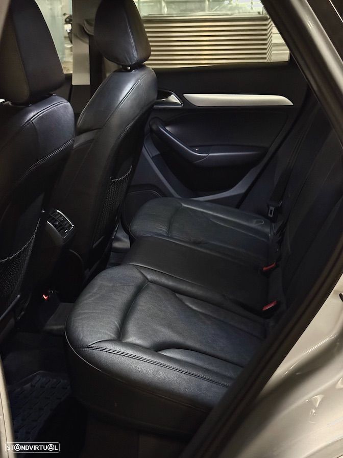 Audi Q3 2.0 TDI quattro S-tronic - 8