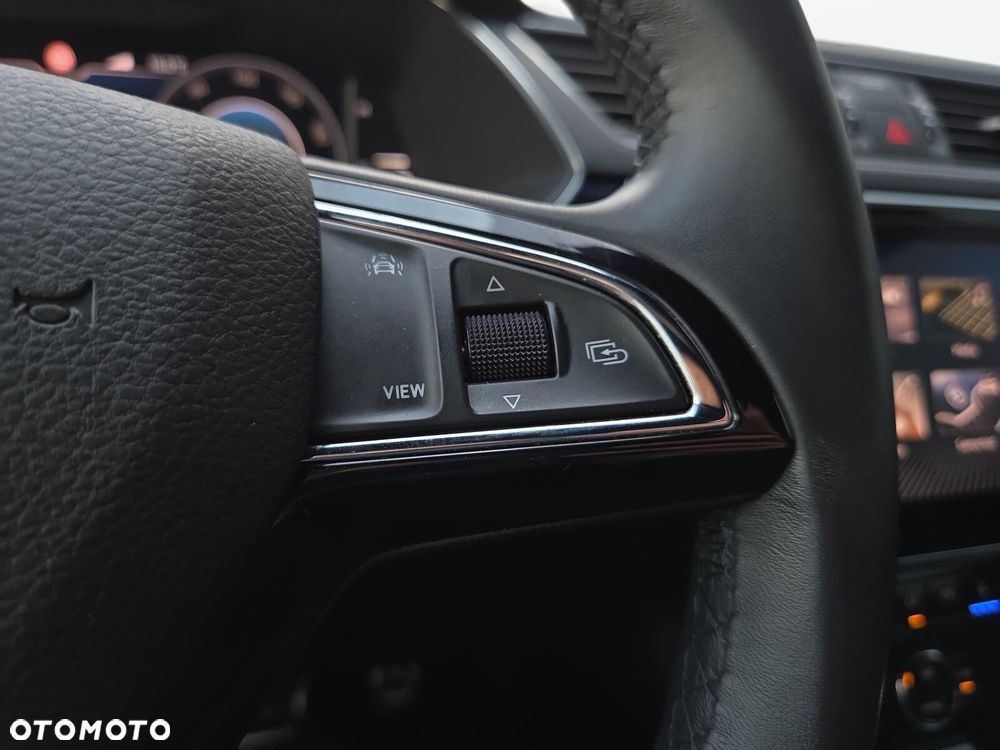 Skoda Superb 2.0 TDI L&K DSG7 - 22