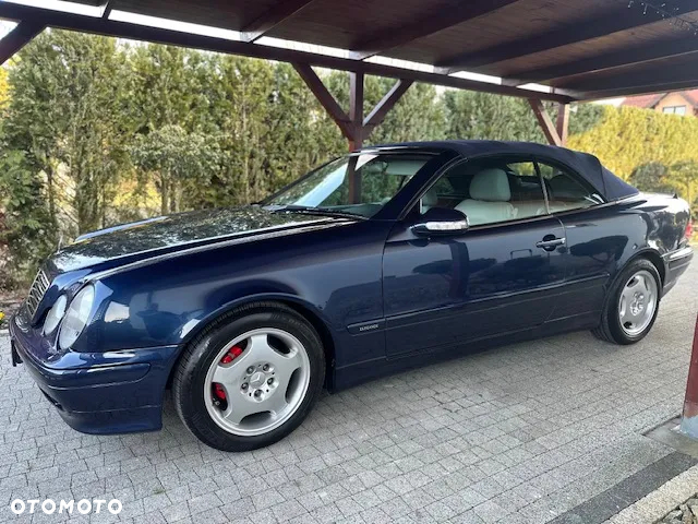 Mercedes-Benz CLK 200 - 4