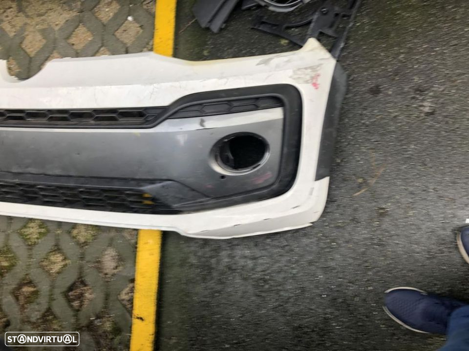 Parachoques vw up Cross - 3