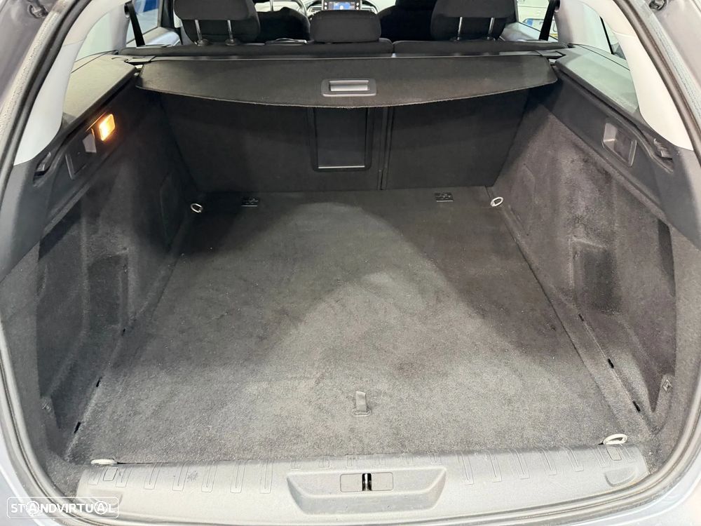 Peugeot 308 SW 1.2 PureTech Style - 44
