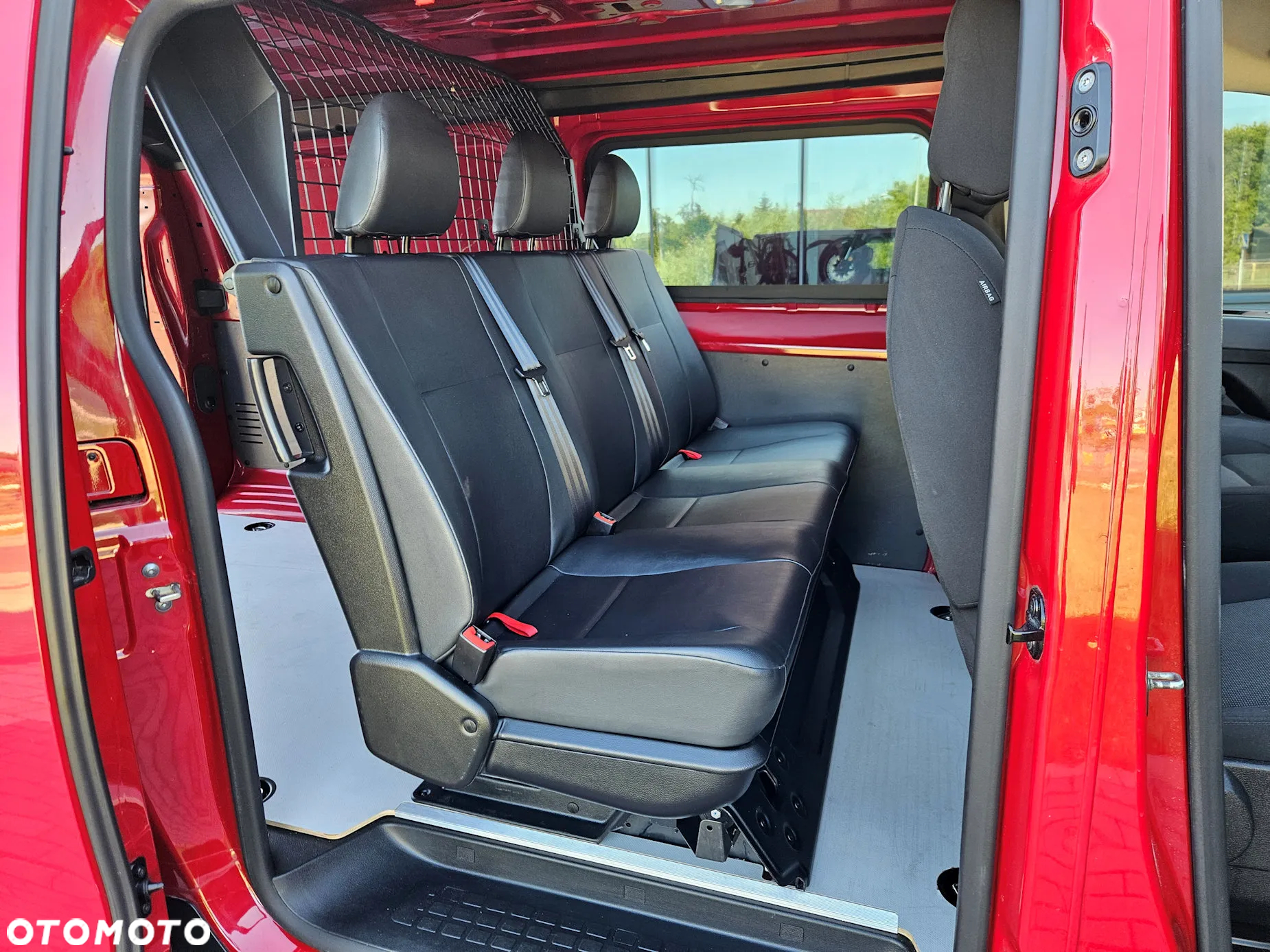 Opel VIVARO 2.0 150KM - 21