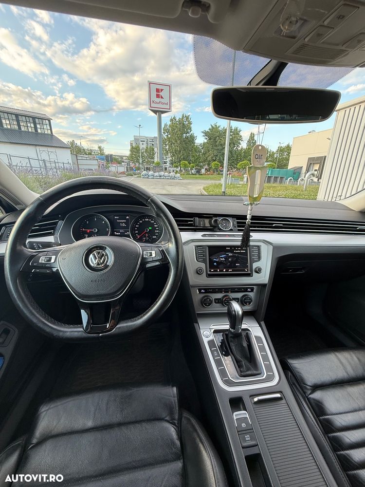 Volkswagen Passat 2.0 TDI DSG Comfortline - 4
