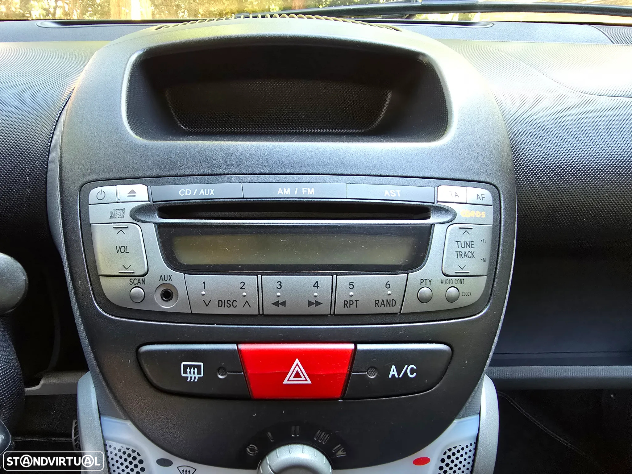 Toyota Aygo 1.0 + AC - 12