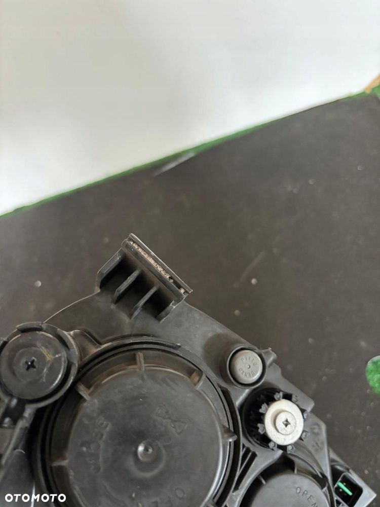 LAMPA PRAWA REFLERTOR PRAWY HYUNDAI I30 ZWYKŁA HALOGENOWA SOCZEWKA DEMONTAŻ - 8