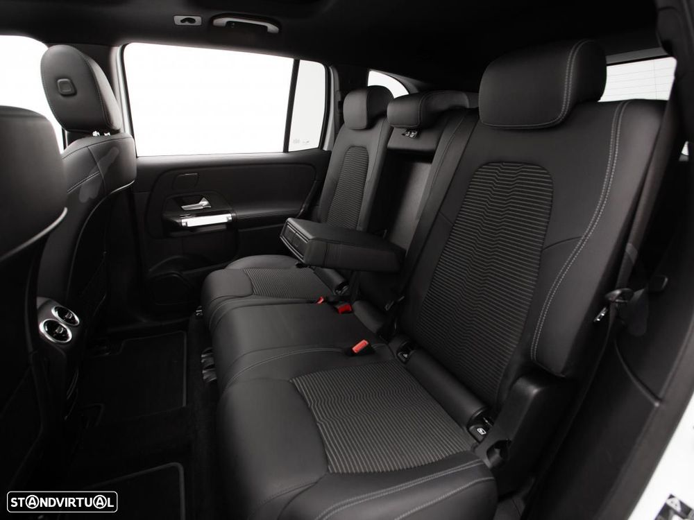 Mercedes-Benz EQB 300 4Matic - 12