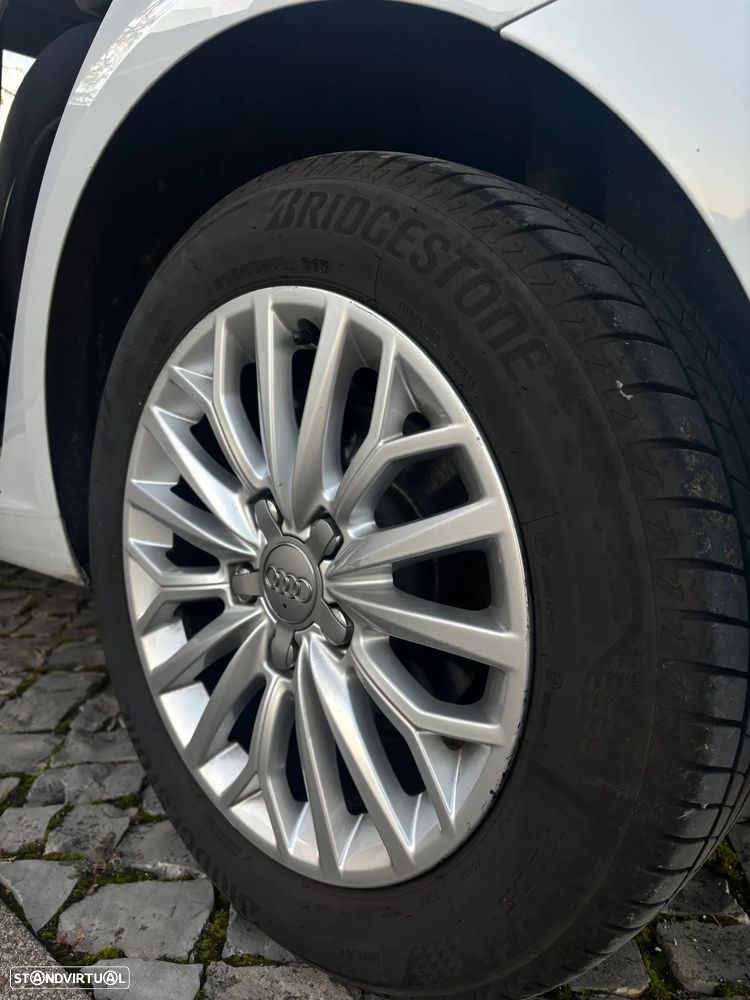 Audi A3 Sportback 1.6 TDI Advance Ultra - 24