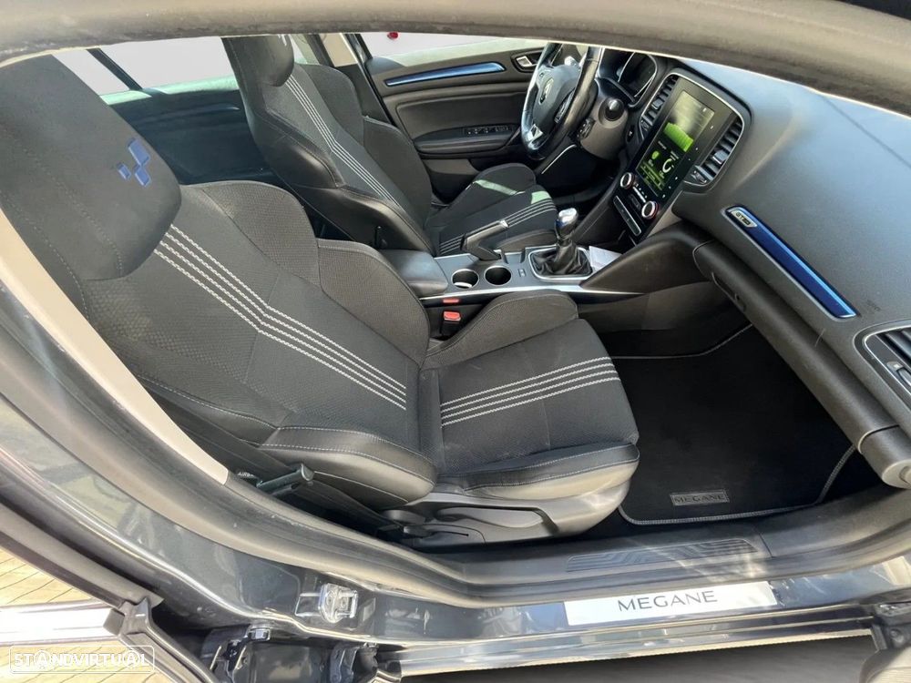 Renault Mégane Sport Tourer 1.6 dCi GT Line - 16