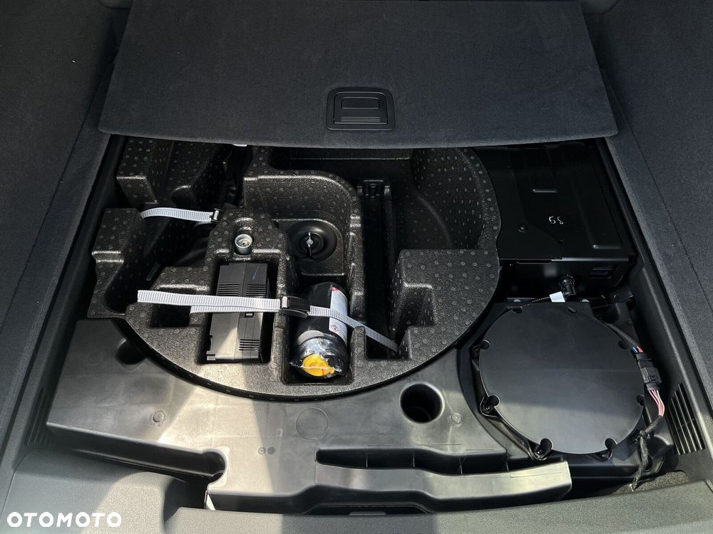 Audi Q8 - 15