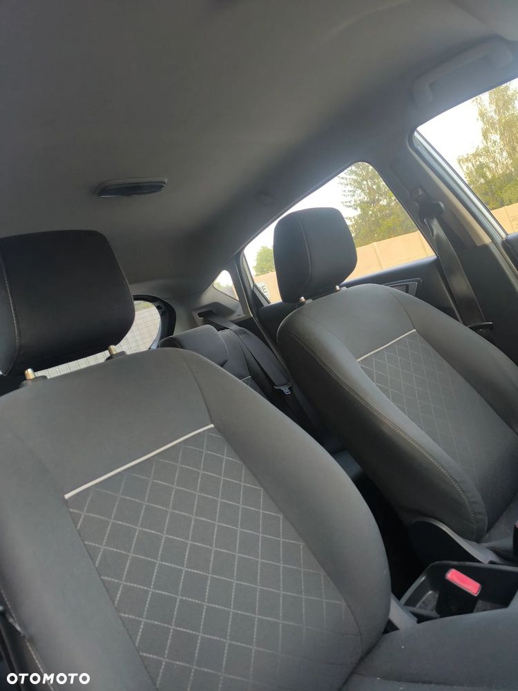 Ford Fiesta - 14
