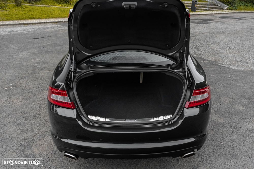 Jaguar XF 3.0 D V6 Luxury - 10