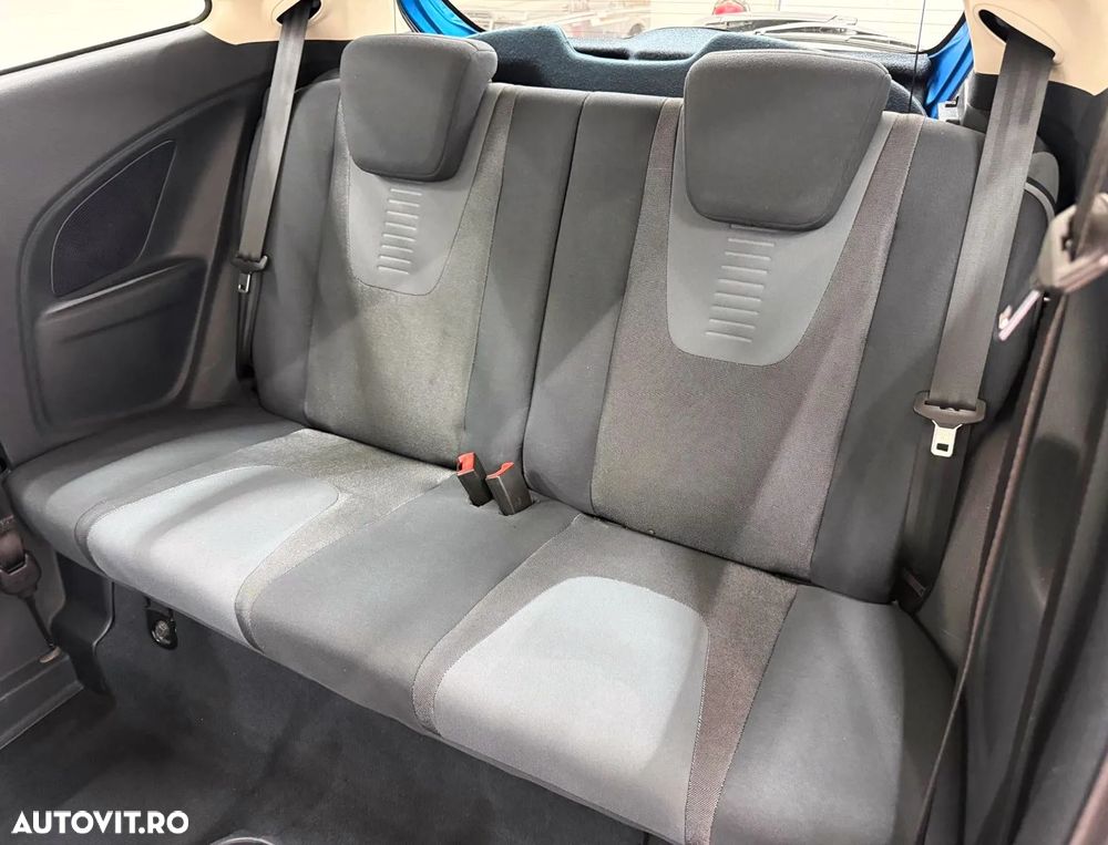 Ford Ka 1.2 Titanium - 20