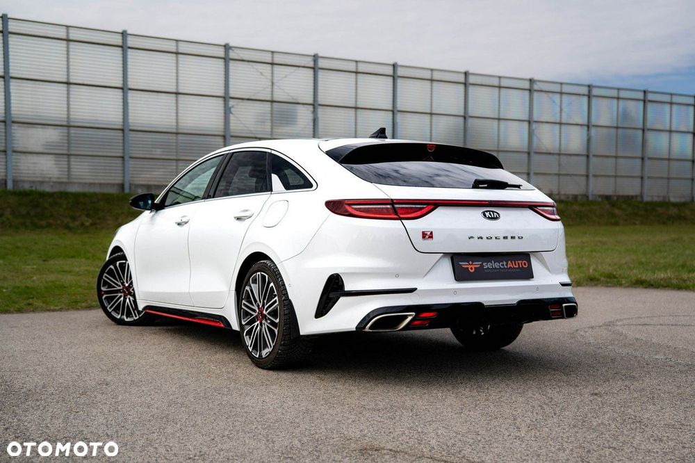 Kia ProCeed - 5