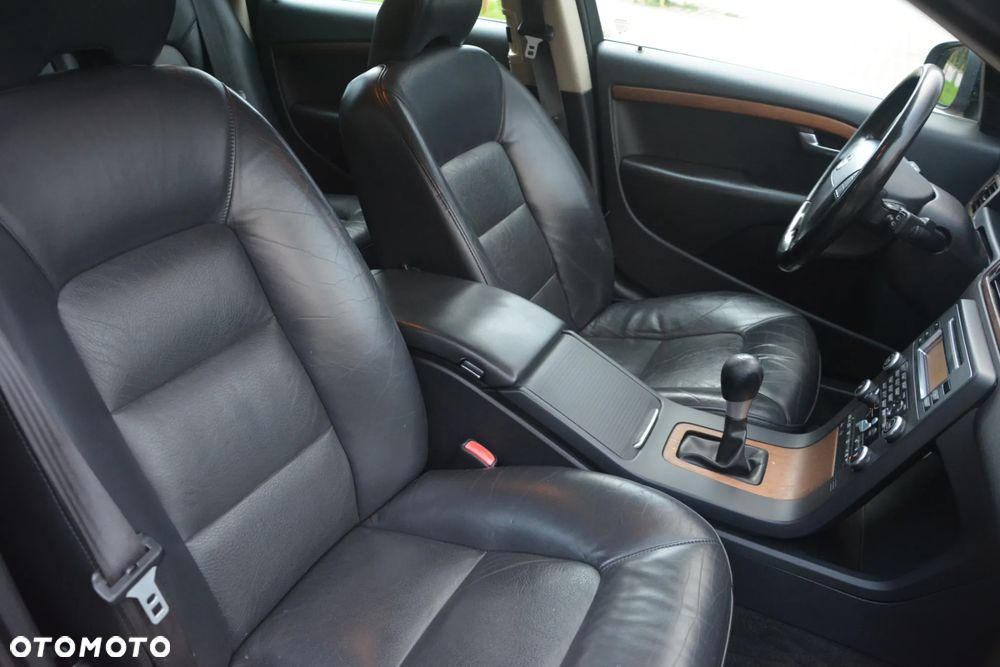 Volvo V70 - 29