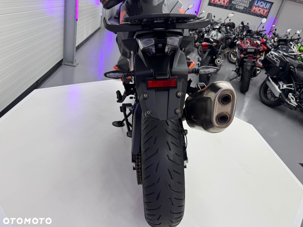 KTM Super Adventure - 32
