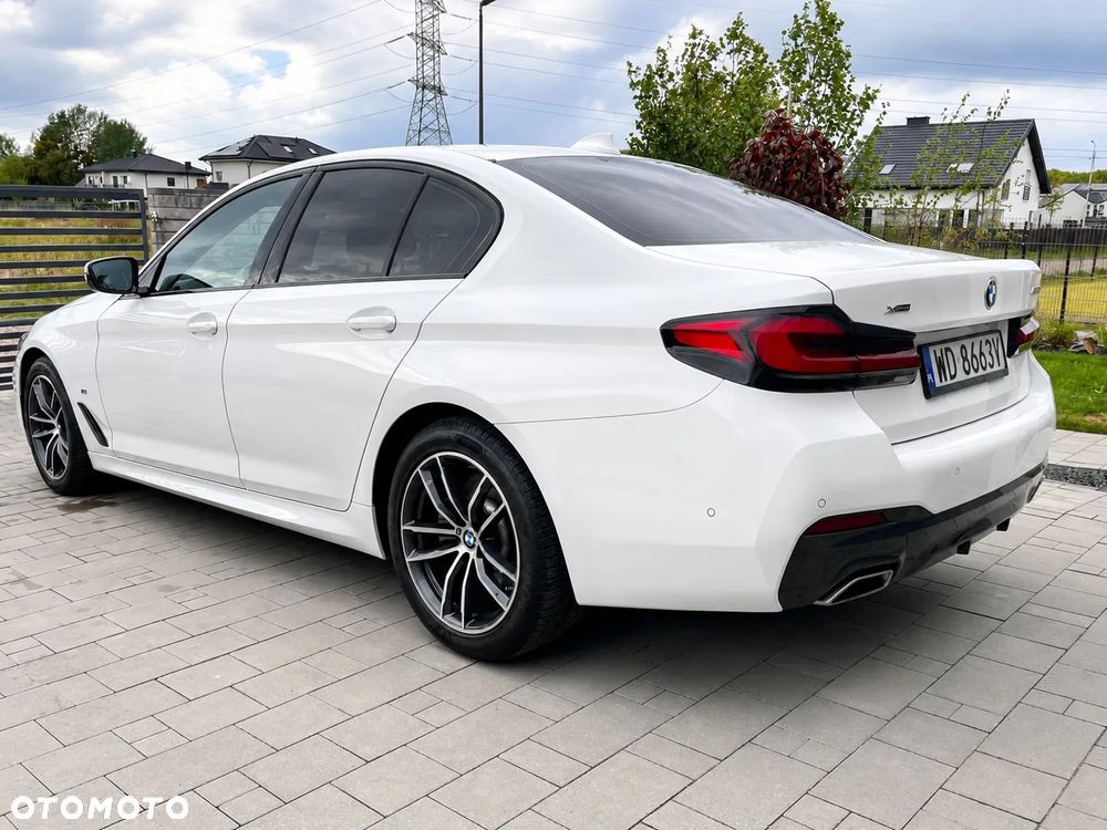 BMW Seria 5 520d xDrive MHEV M Sport sport - 9