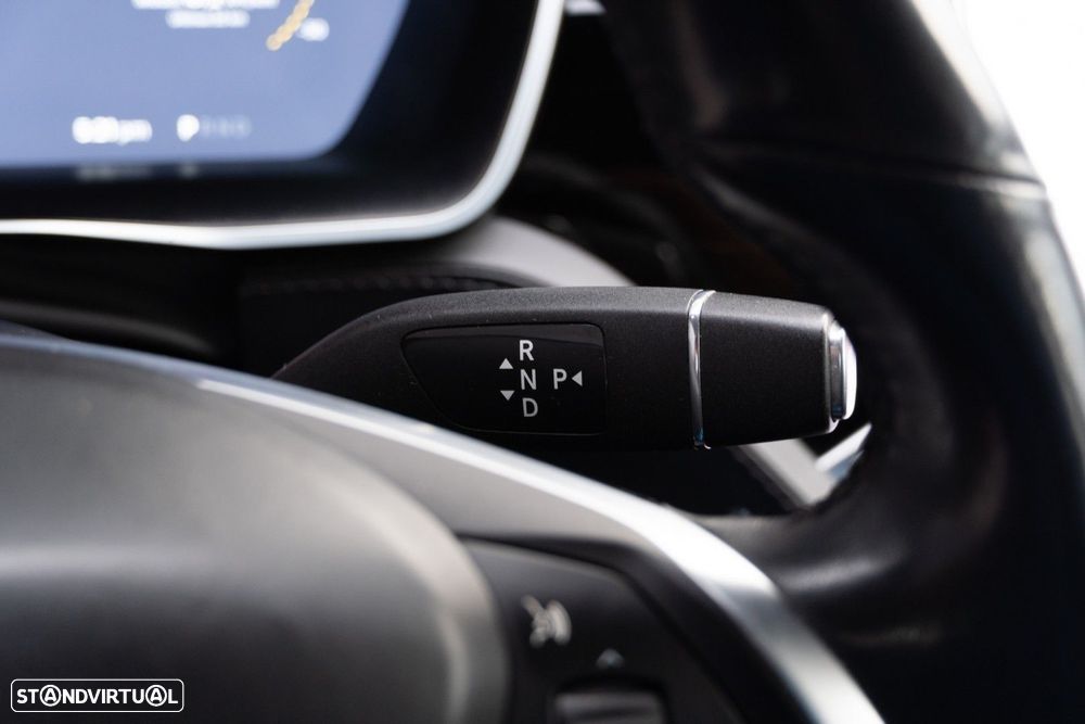 Tesla Model S Long Range AWD - 32