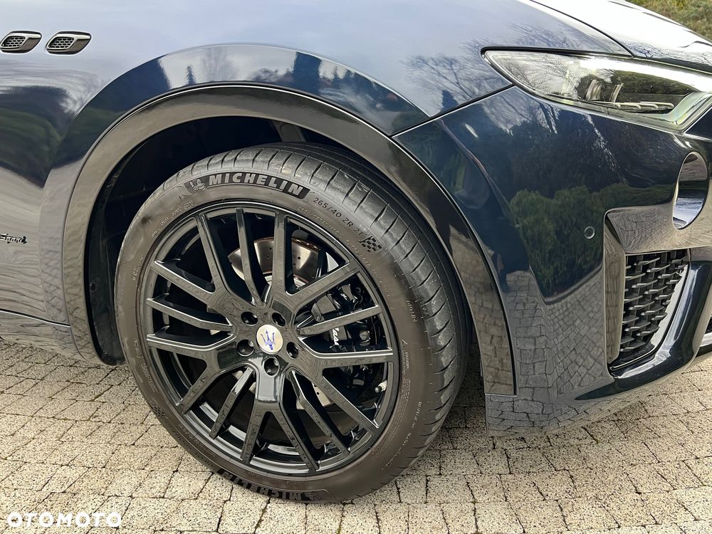 Maserati Levante - 18