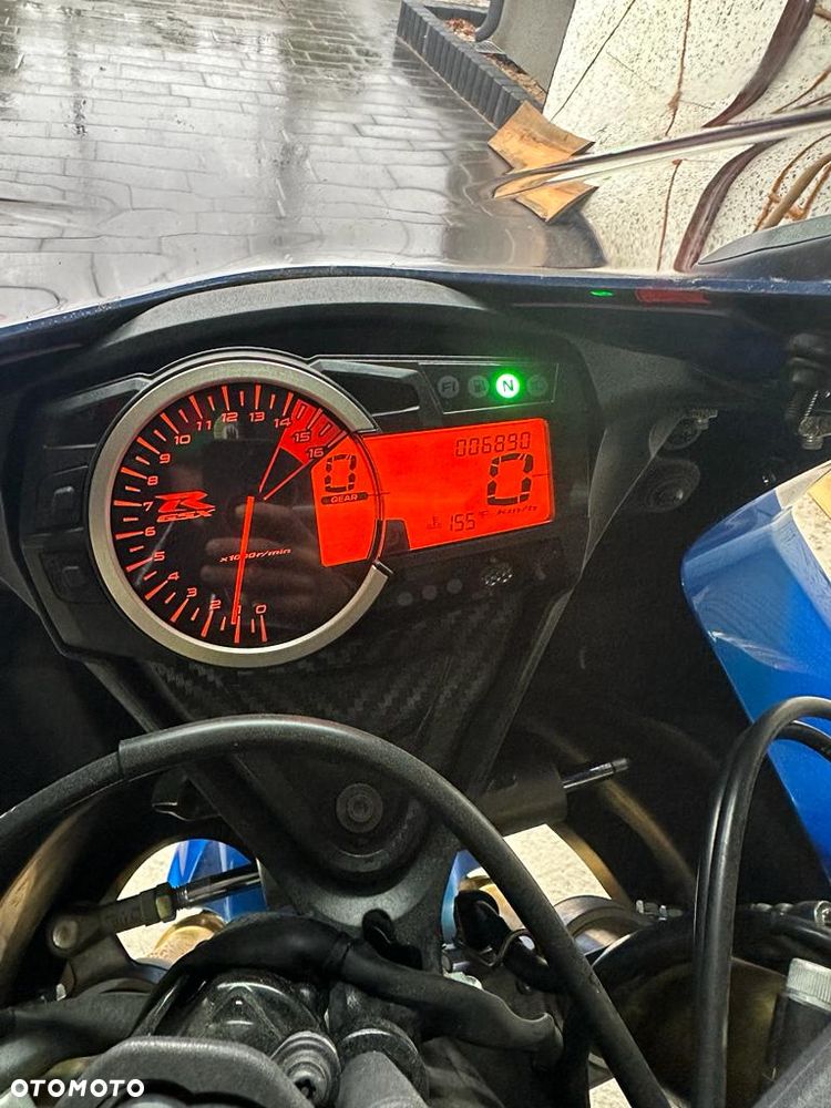 Suzuki GSX-R - 8