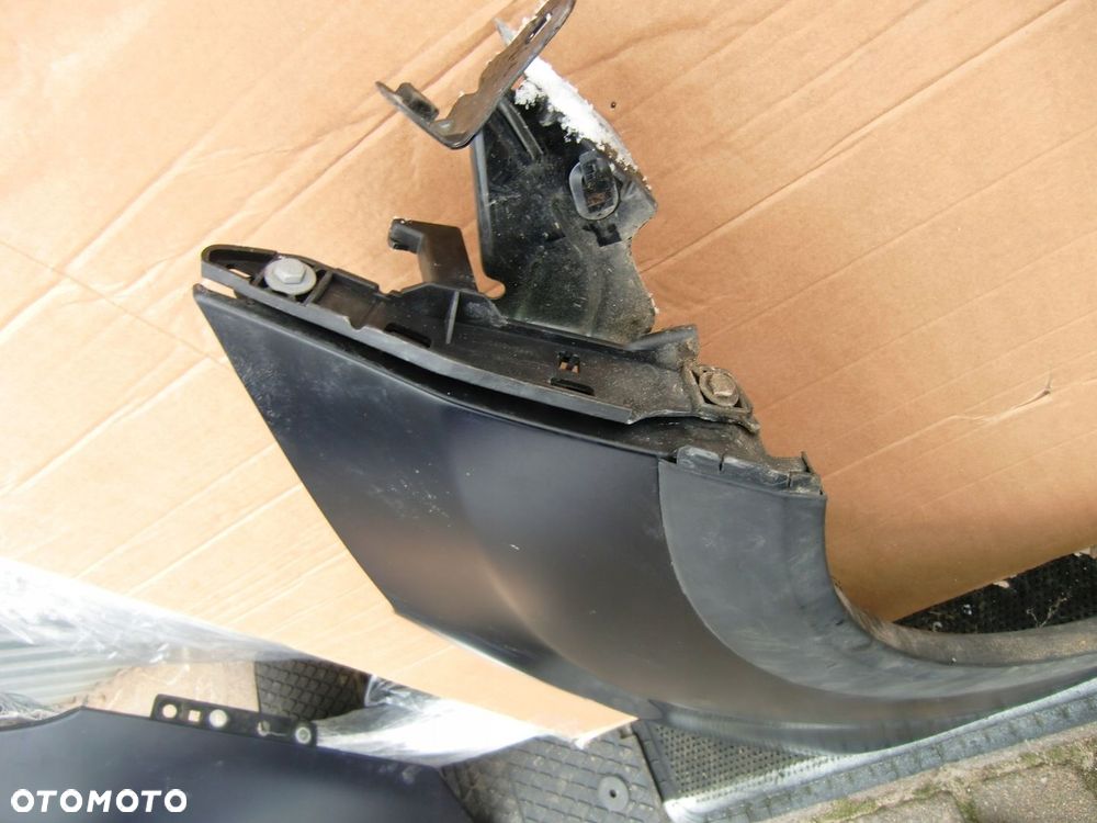 BŁOTNIK PRAWY CITROEN DS3 ŁADNY - 2