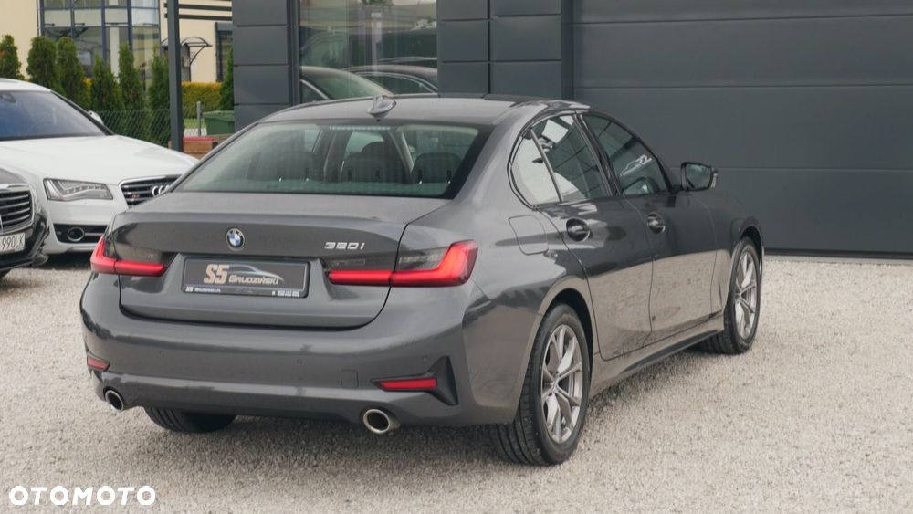 BMW Seria 3 - 7