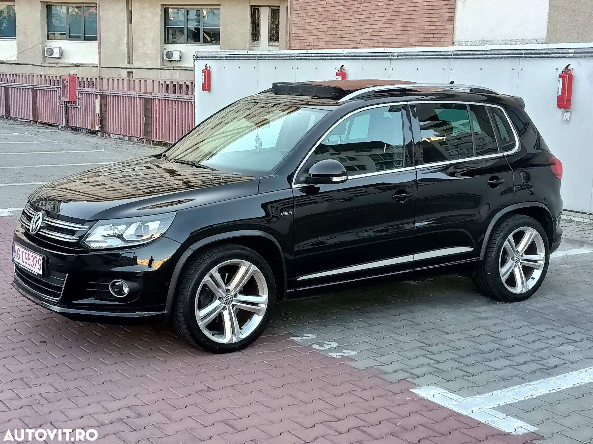Volkswagen Tiguan 2.0 TDI DPF 4Motion BlueMotion Technology DSG CityScape - 10