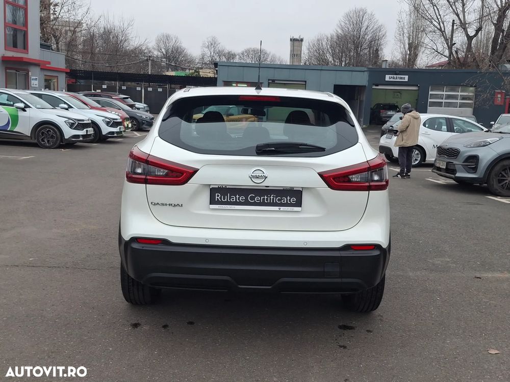 Nissan Qashqai 1.3 138CP 2WD N-Connecta - 4