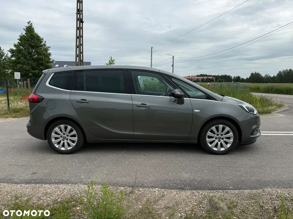 Opel Zafira 1.4 T Cosmo EU6 - 5