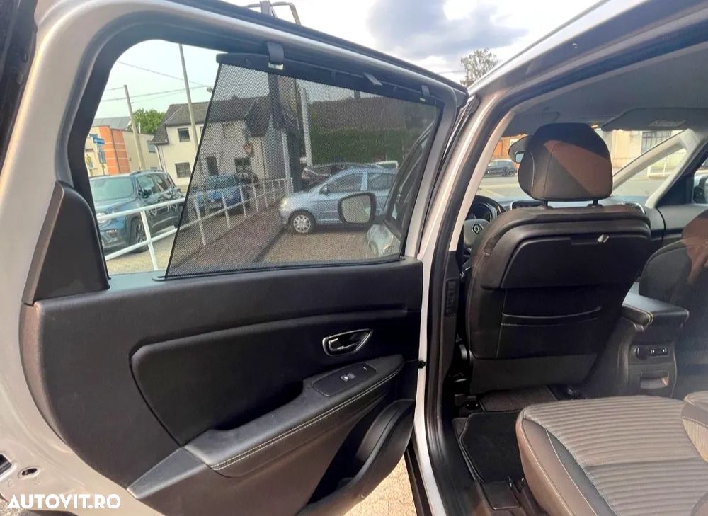 Renault Grand Scenic ENERGY TCe 115 EXPERIENCE - 11