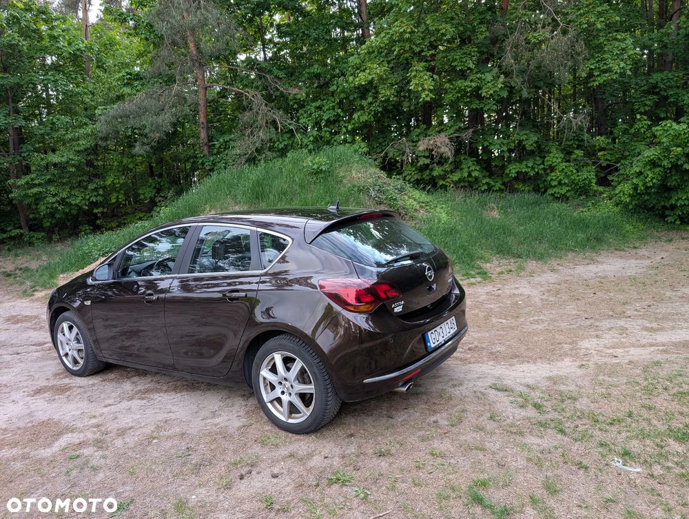 Opel Astra 1.4 Turbo Cosmo - 3