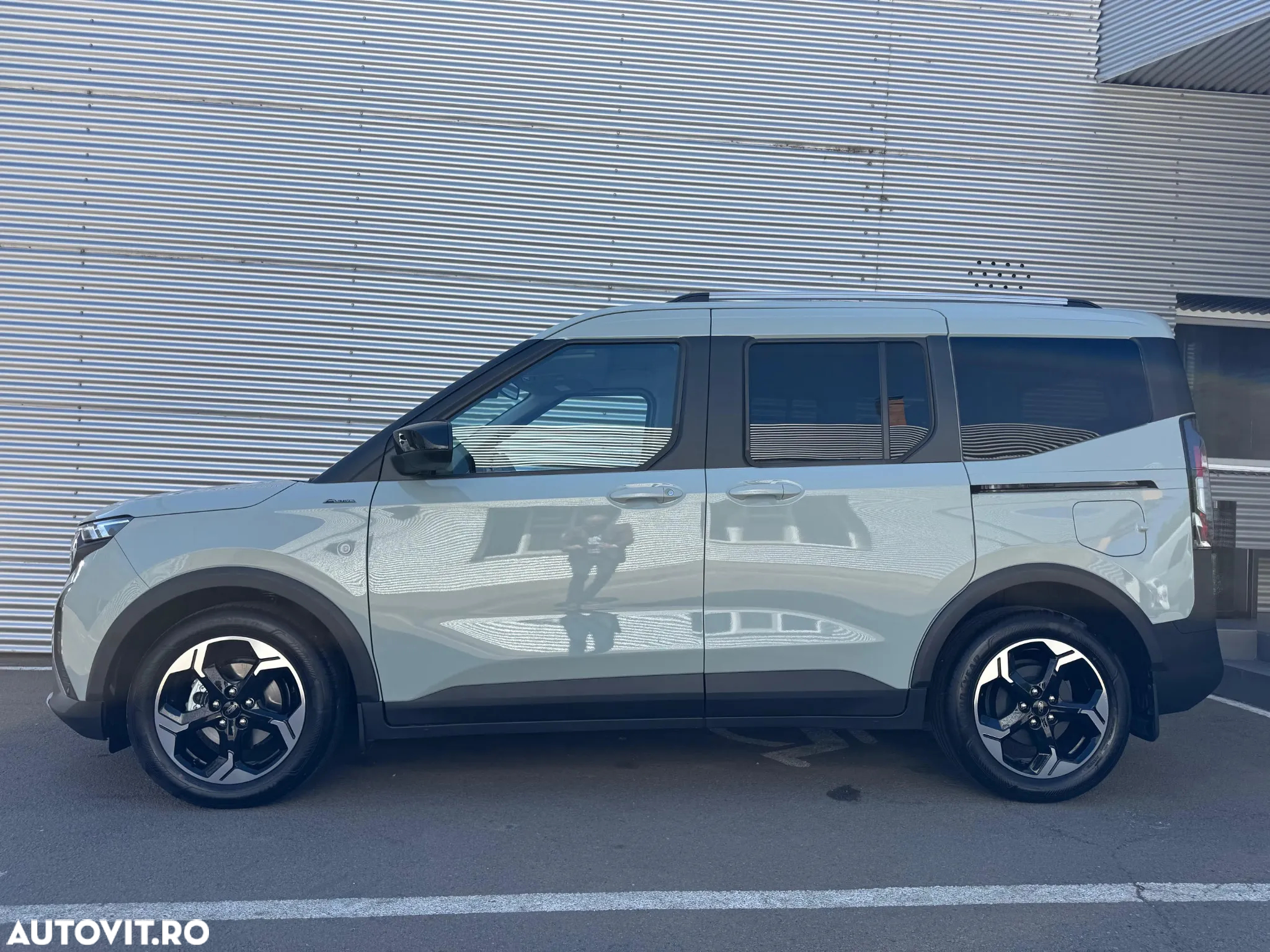 Ford Tourneo Courier 1.0 EcoBoost Active - 15