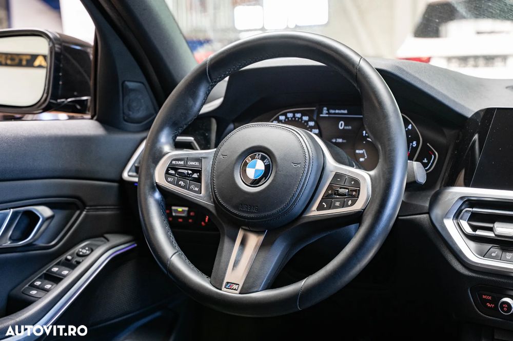 BMW Seria 3 318d Aut. - 13