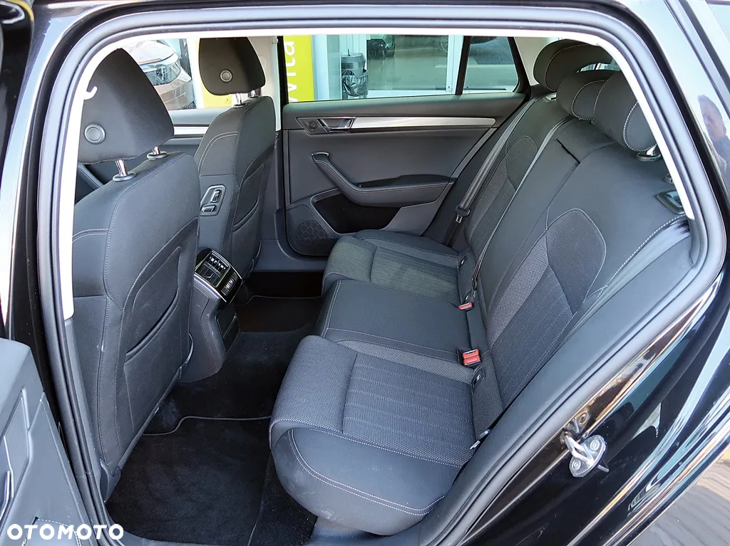 Skoda Superb 2.0 TDI DSG Style - 12