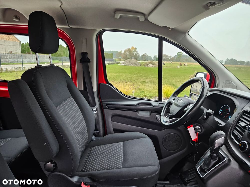 Ford Transit Custom 300 L2H1 Limited (bryg.) - 15