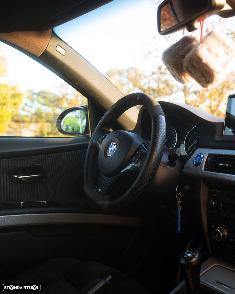 BMW 320 d Coupe - 10