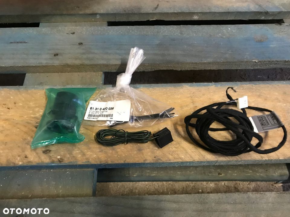 BMW E87 NOWY DOPOSAŻENIE WYŁĄCZANIA AIRBAG 61310400036 - 1