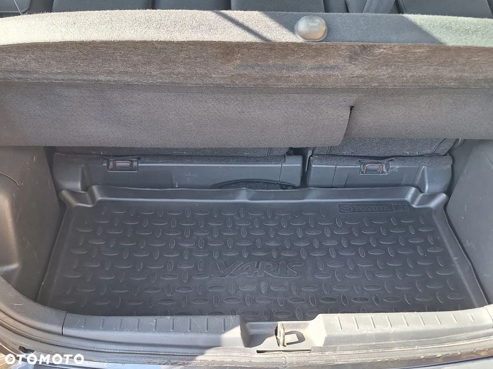 Toyota Yaris 1.0 VVT-i Life - 35