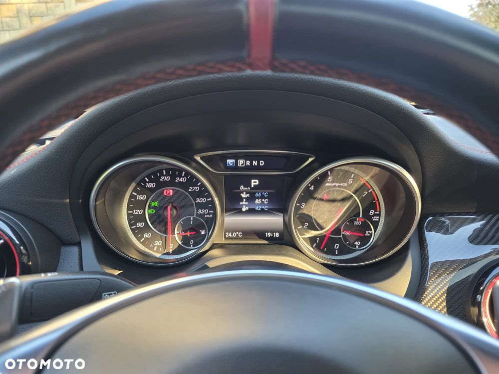 Mercedes-Benz CLA AMG 45 4Matic AMG Speedshift DCT 7G - 13