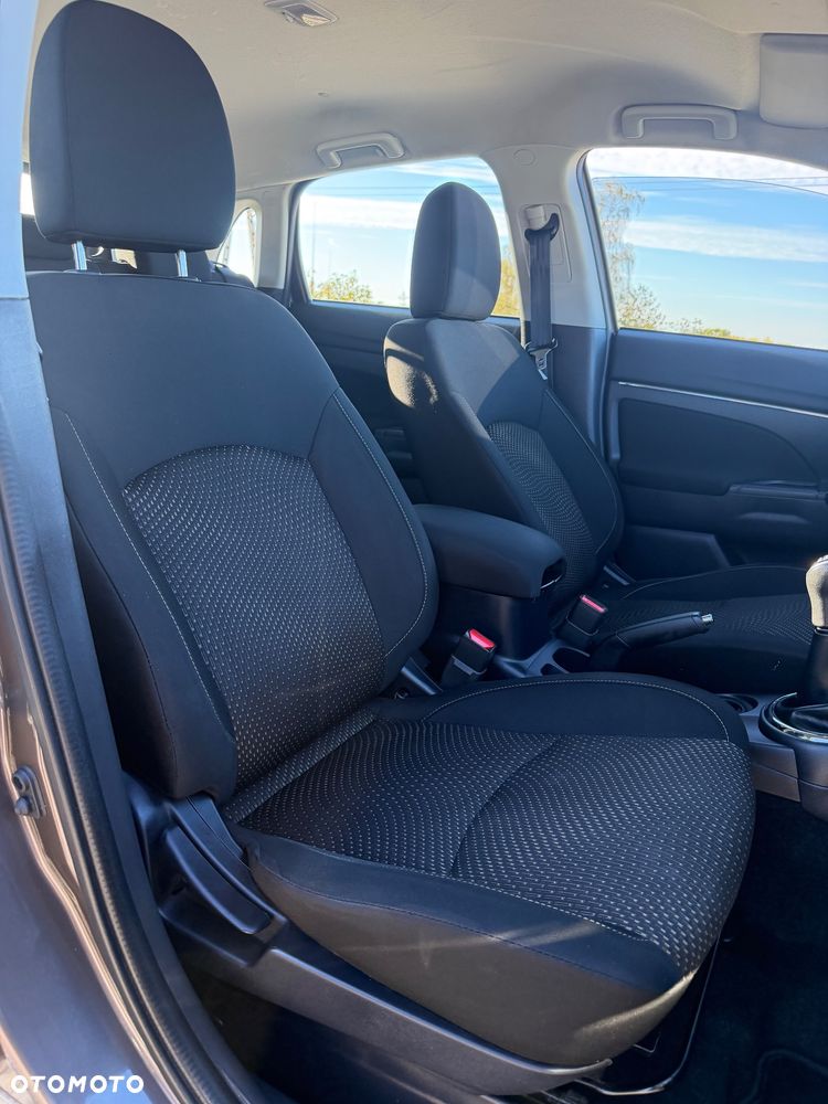 Mitsubishi ASX 1.6 2WD Diamant Edition+ - 24