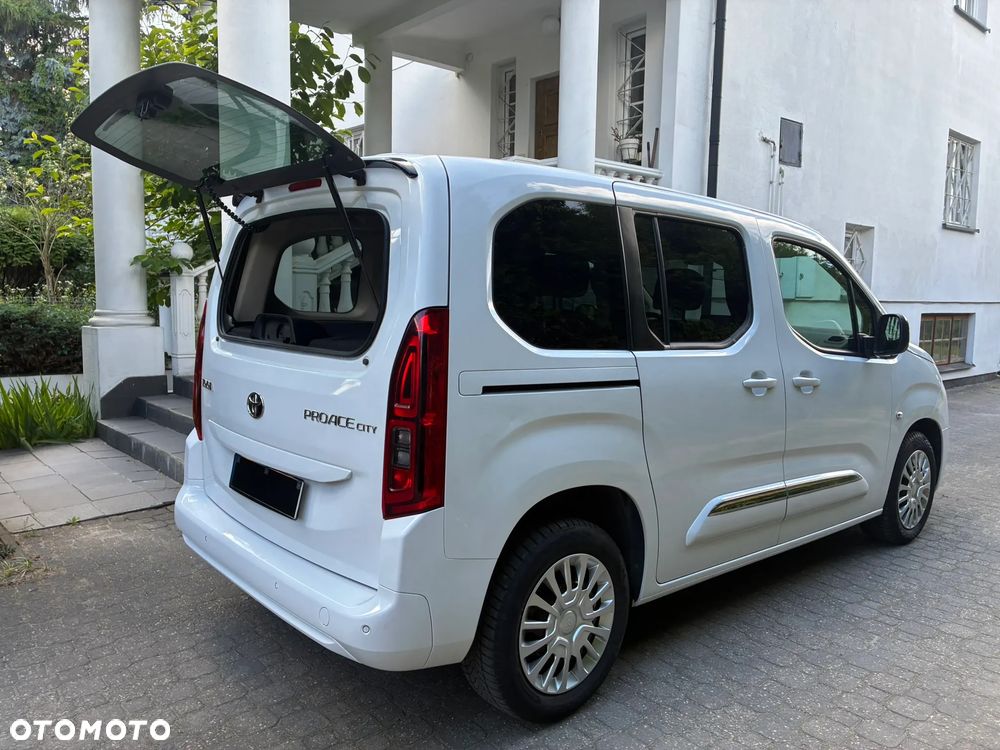 Toyota Proace City Verso 1.5 D-4D Business - 6