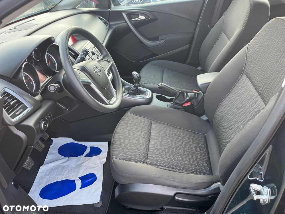 Opel Astra 1.6 Color Edition - 9