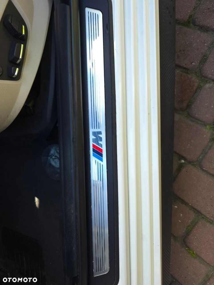 BMW Seria 5 535i xDrive - 12