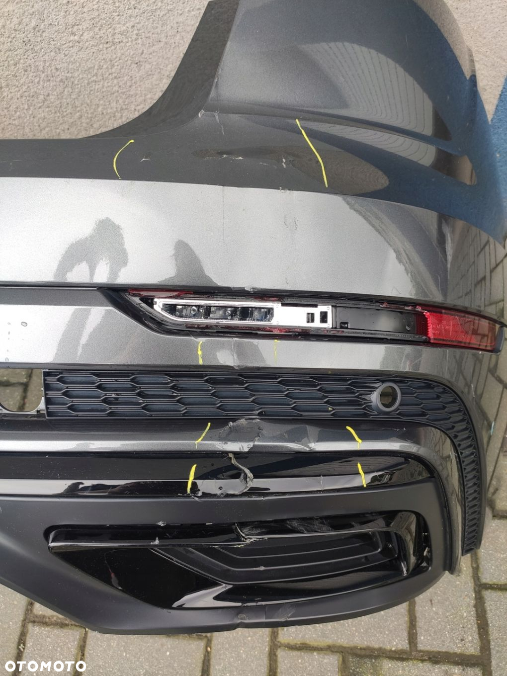AUDI Q8 S-Line zderzak tył 4M8807511 spoiler - 5