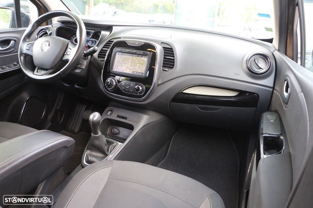 Renault Captur 0.9 TCE Exclusive - 11