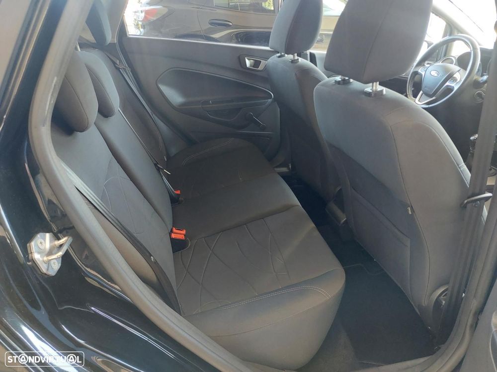 Ford Fiesta 1.0 Ti-VCT Trend - 34