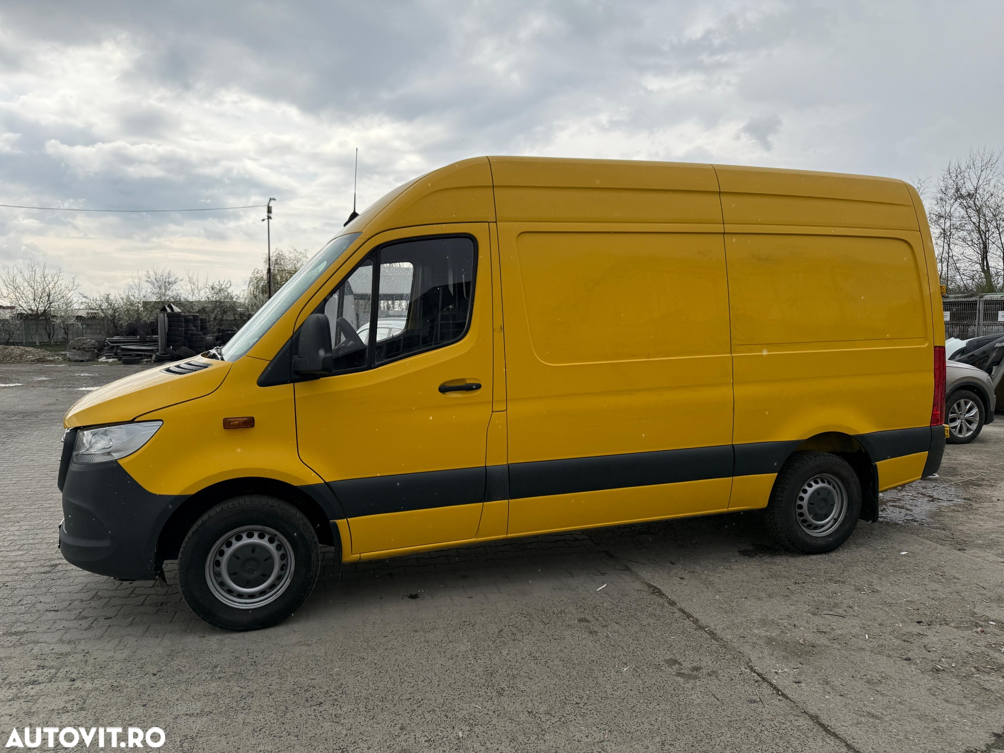Mercedes-Benz Sprinter - 7